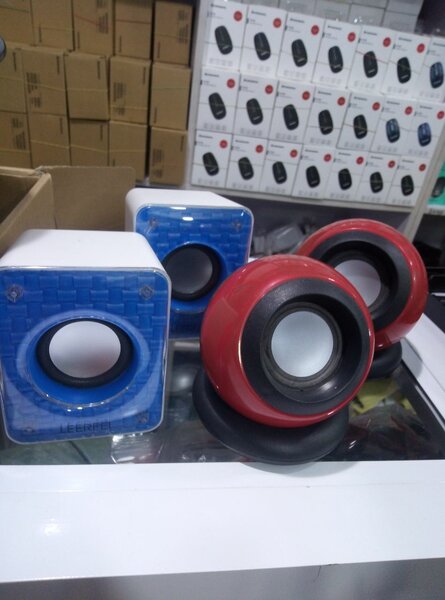 External laptop speakers