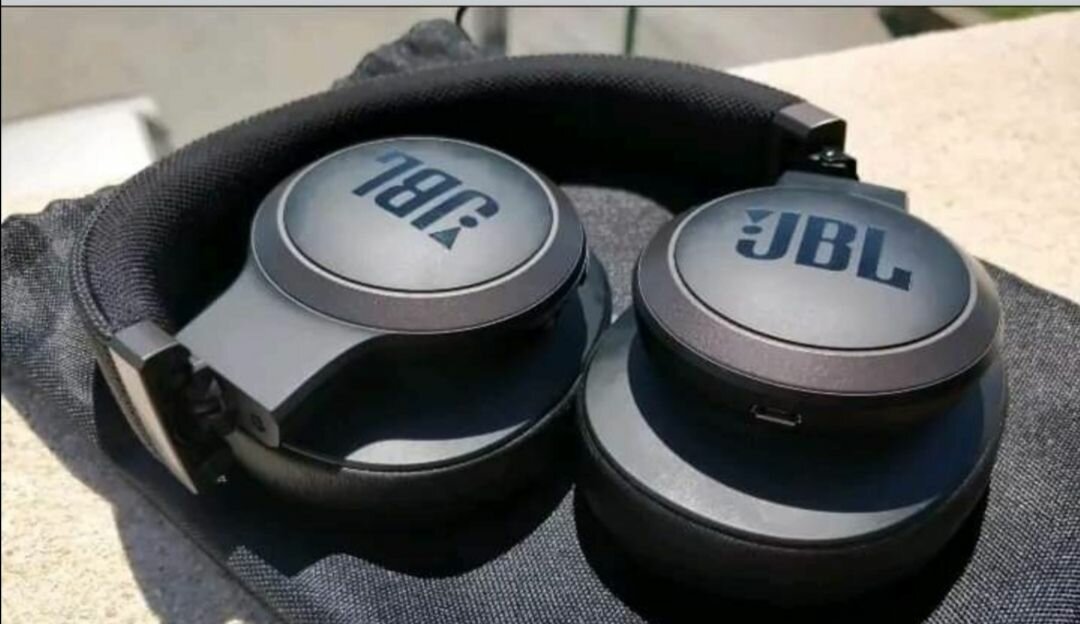 JBL LIVE 660NC