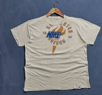 Nike t shirt size: M