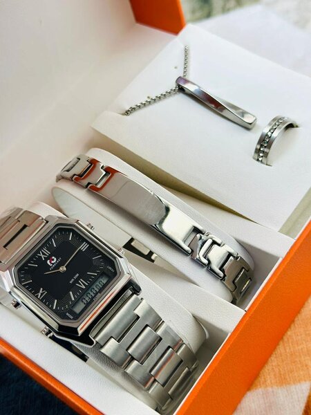 Montre bracelet chaîne plus bague