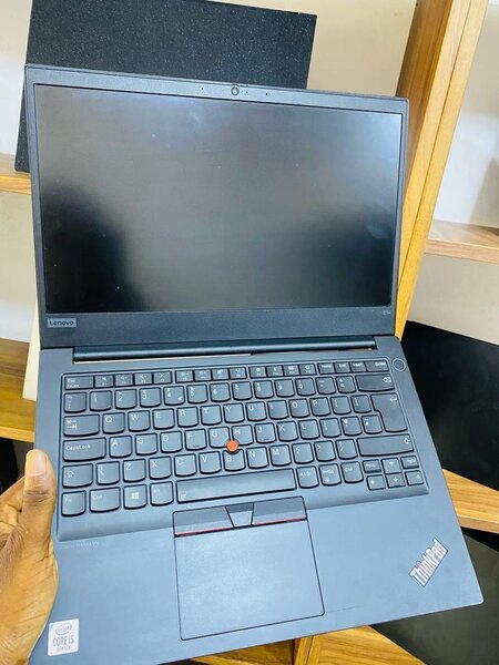 Lenovo E14 i5