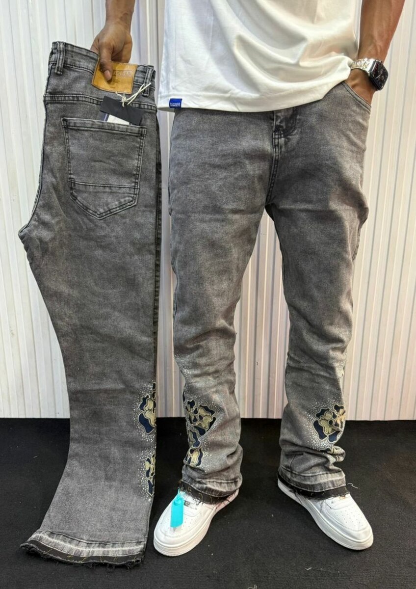 Jeans homme modernes avec motifs