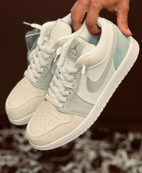 Paire de baskets Jordan