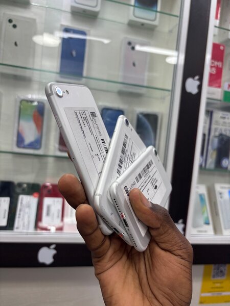 iPhone 7 simple quasi neuf