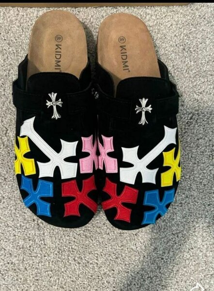 Sandales colorées tendance