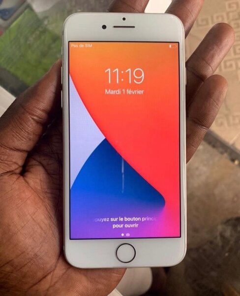 iPhone 7 32 Go Argent Débloqué