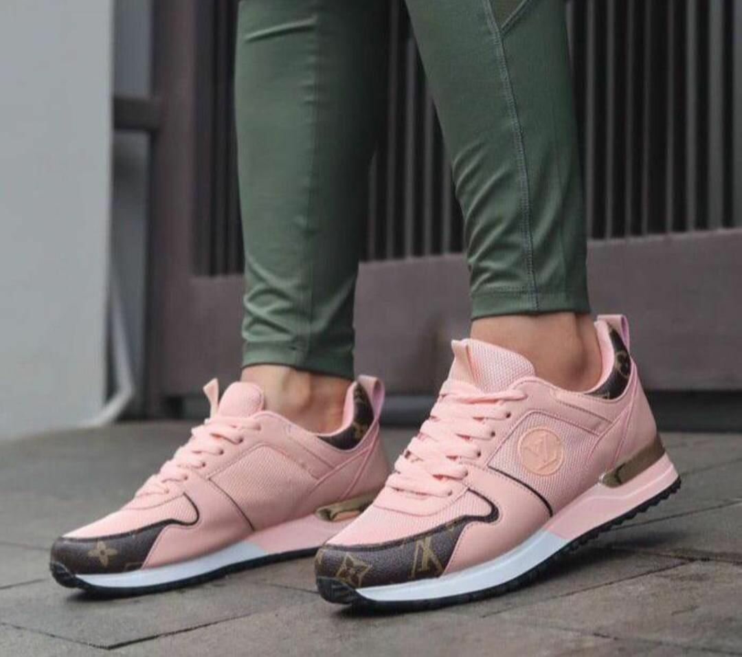 Chaussures femme Luis Vuitton