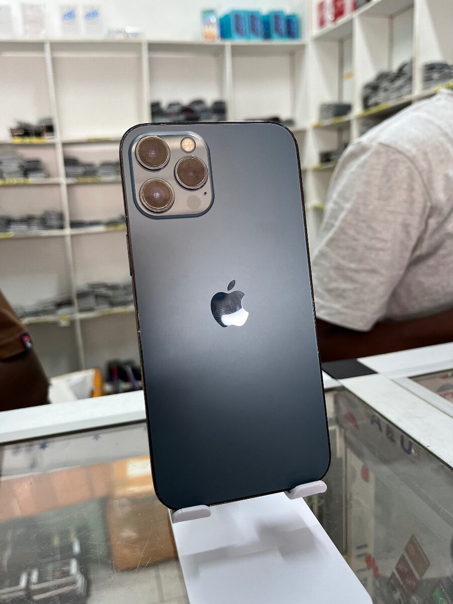 iPhone 12Pro Max 128GB (Second main propre )