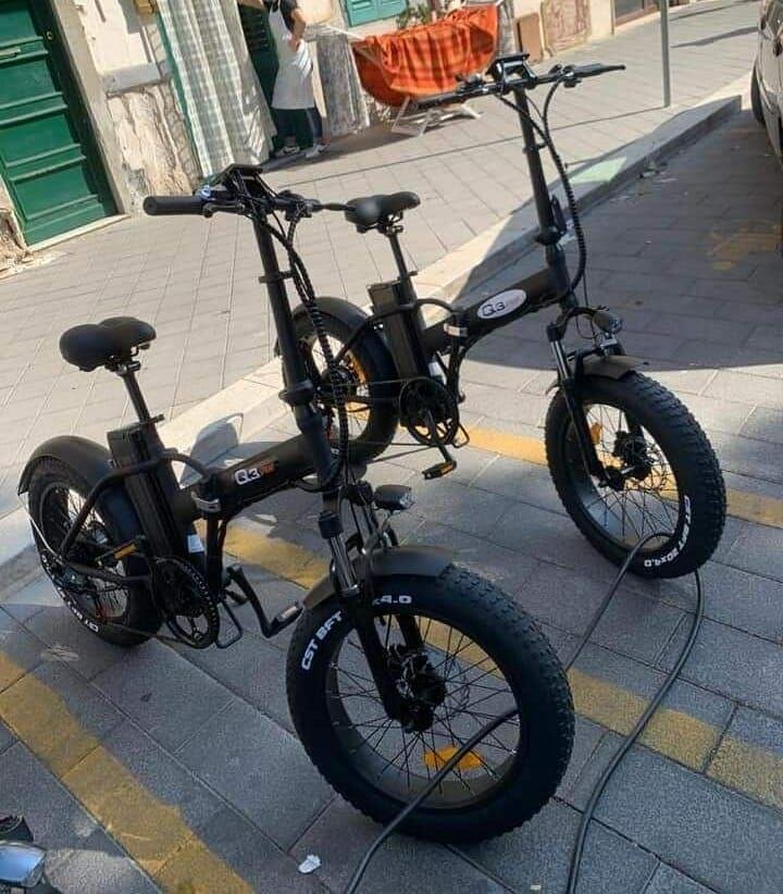 Vélo électrique pliant robuste