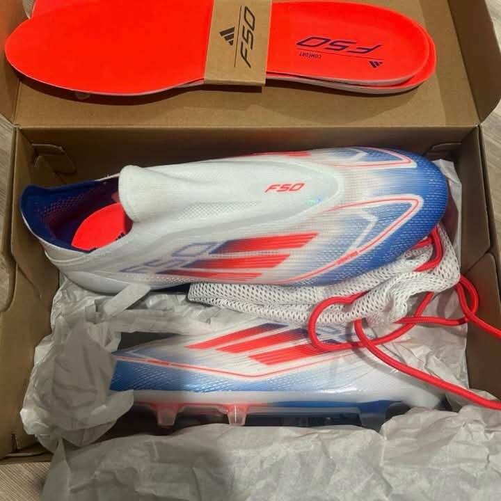 Chaussures de Football F50