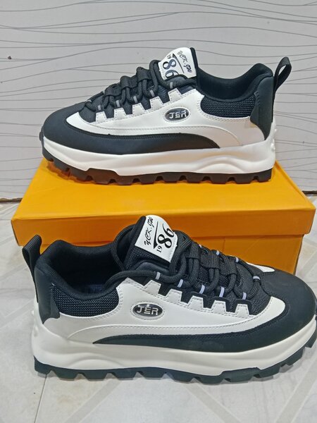 Mens Joggar Shoes