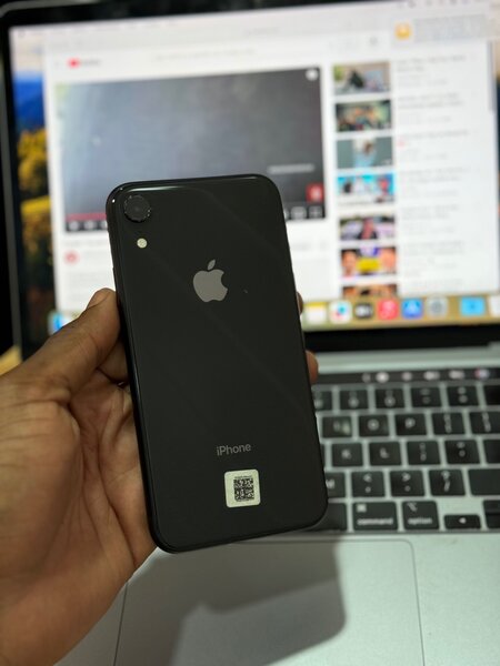 iPhone XR casi neuf 10/10