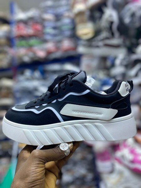 Baskets tendance unisexes