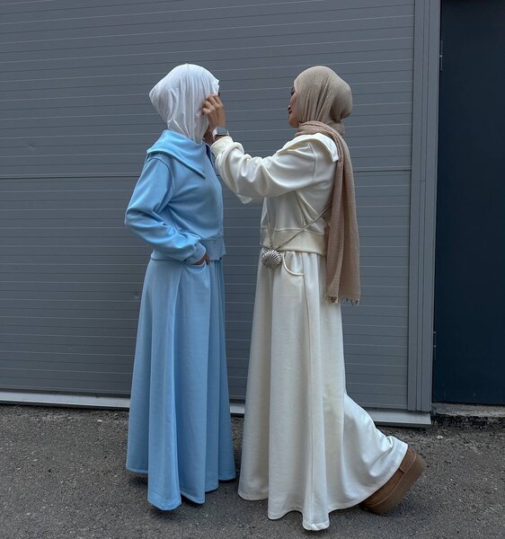 Двойки из качественных материалов,размеры:стандарт(42-46)