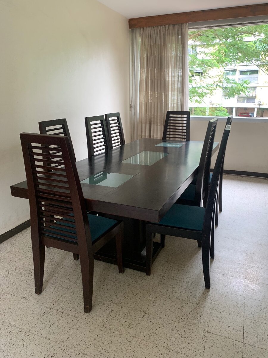 Table à manger moderne 6 places