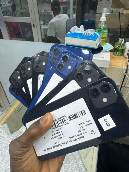 iPhone 12 Pro - 64GB, Débloqué