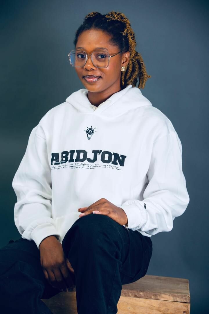 Sweat à Capuche Confort