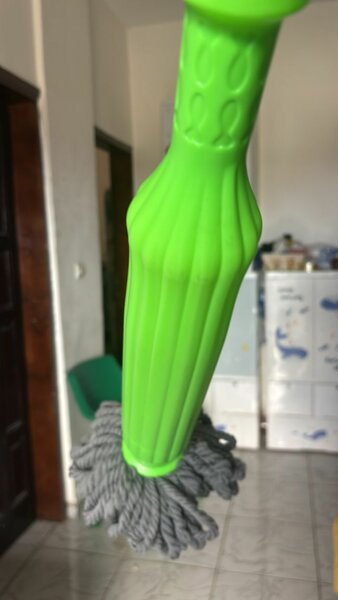 Serpillière magique auto-essorage