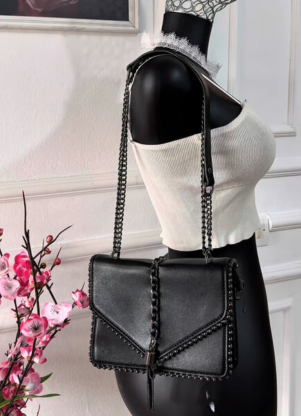 Sac à main noir tendance