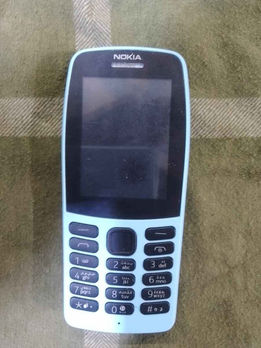 Nokia 210