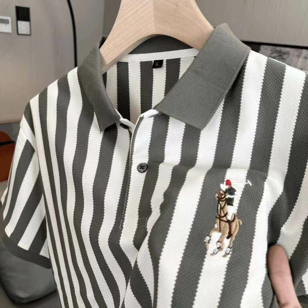 Polo à rayures élégantes