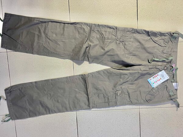 Pantalons cargo résistants