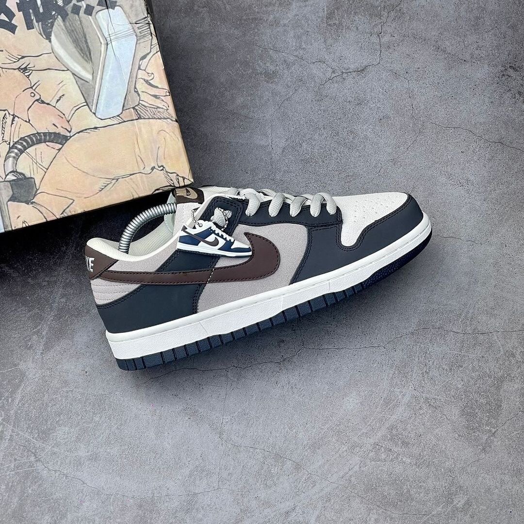 Otomo Katsuhiro x Nike SB Dunk Low