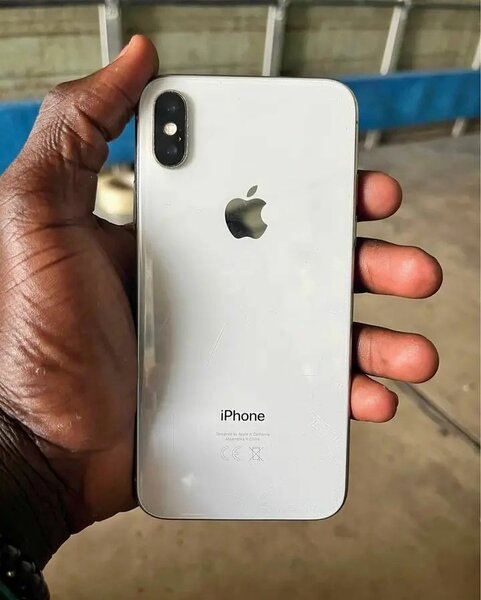 iPhone X 64GB Argent