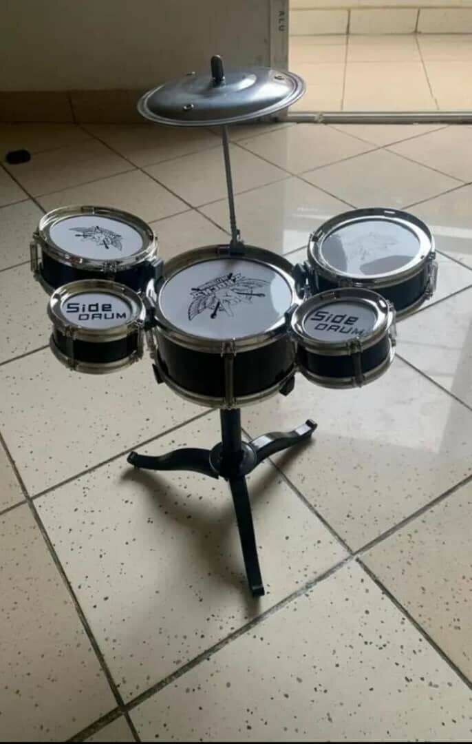 Batterie jouet pour enfants