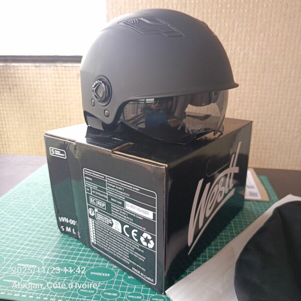 Casque Moto Westt Mat