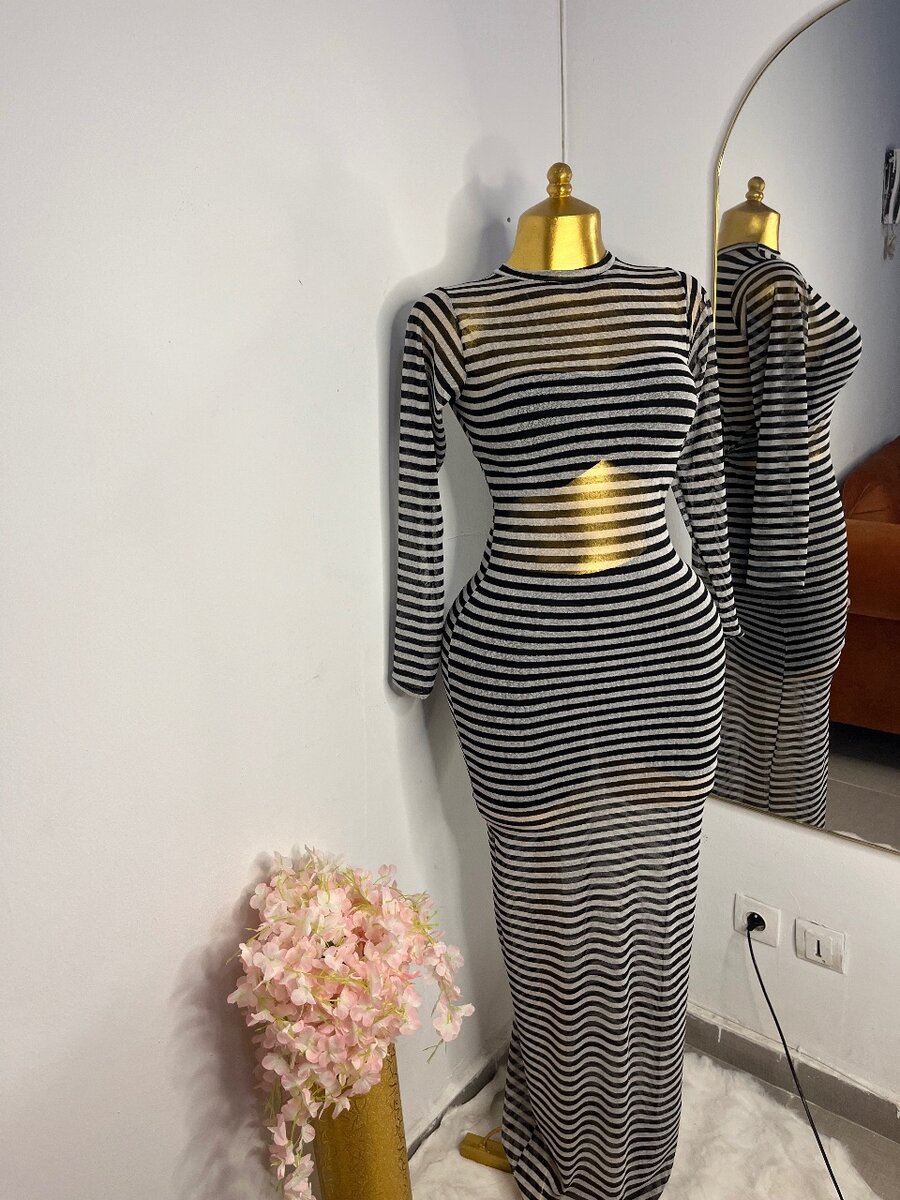 Long robe transparente