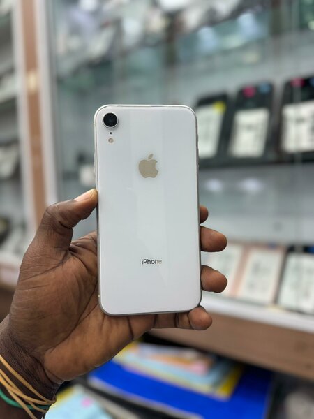 iPhone XR Blanc 64 Go Reconditionné