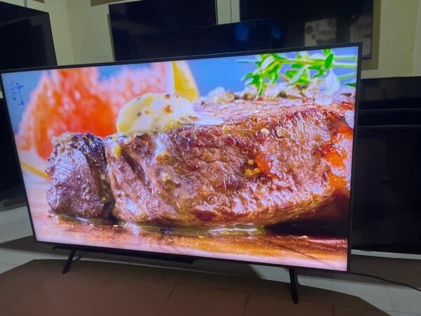 Télévision Samsung 55 pouce Ultra Haute Définition 4K HDR