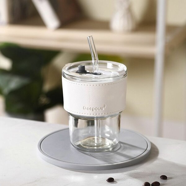 Tasse réutilisable avec manchon en cuir