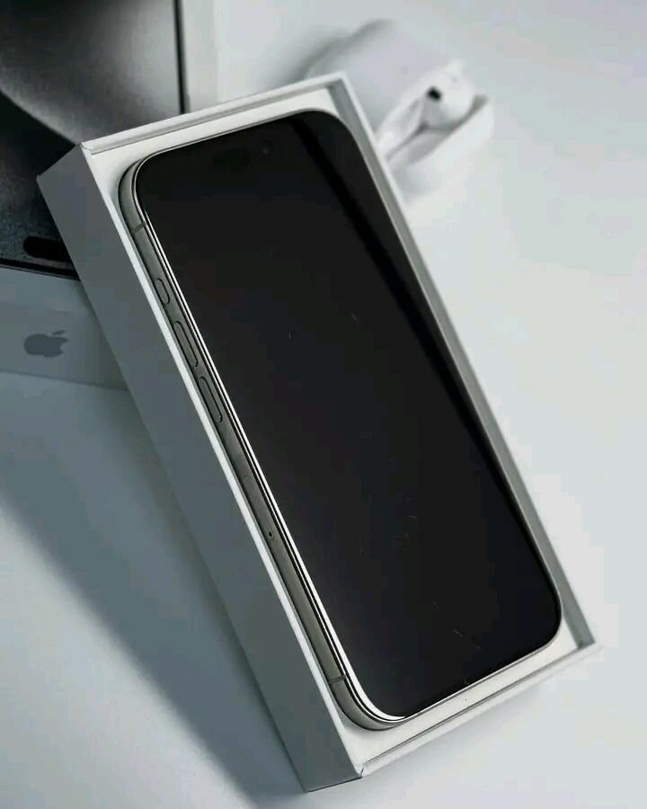 iPhone Pro Argent Neuf