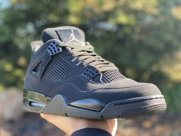 Jordan 4 black cats