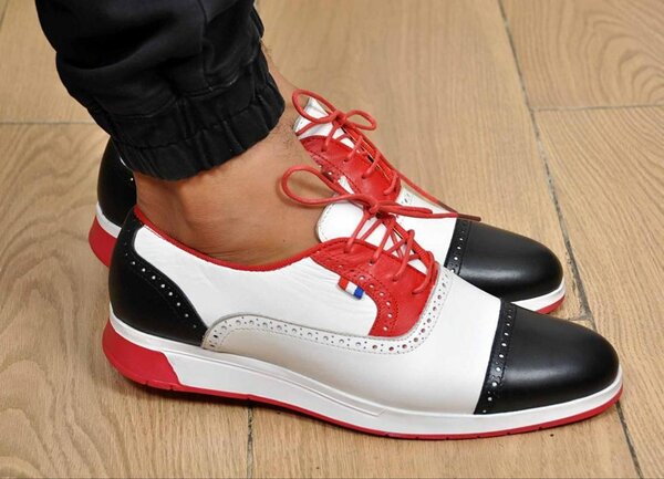 Chaussures originales