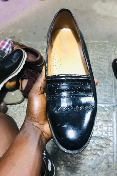 Clarks originals all black leather shoe