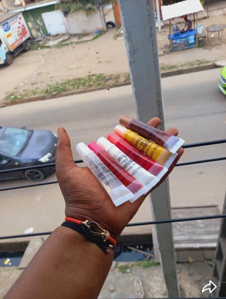 Gloss à Lèvres Hydratant Brillant