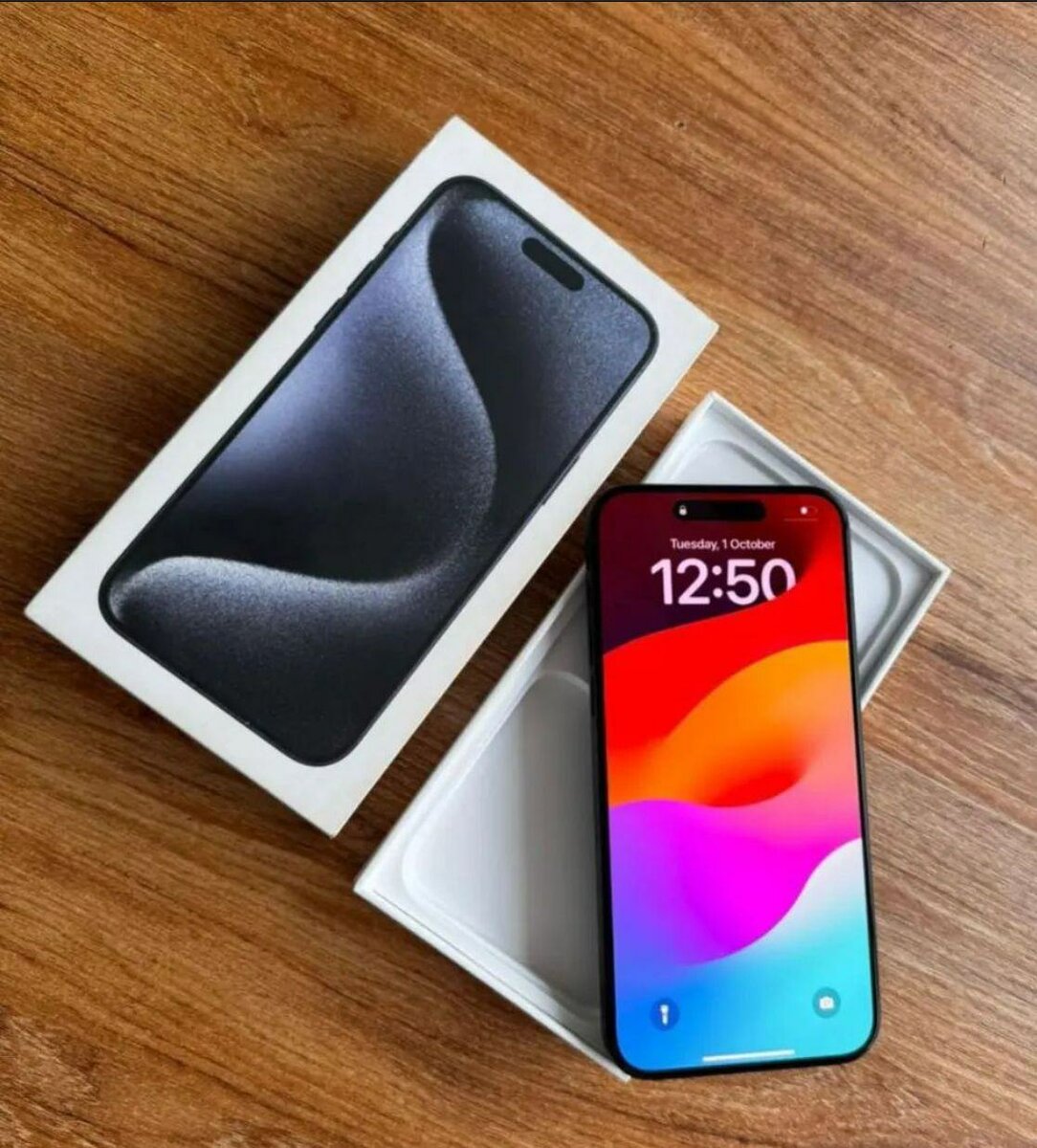 NEATLY USED 15 PRO MAX 256GB PHYSICAL SIM AVAILABLE. SWAP AL