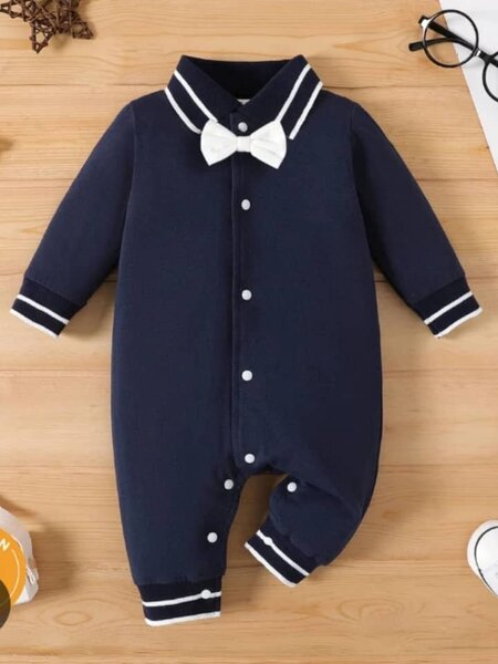 Combinaison Bébé Élégante