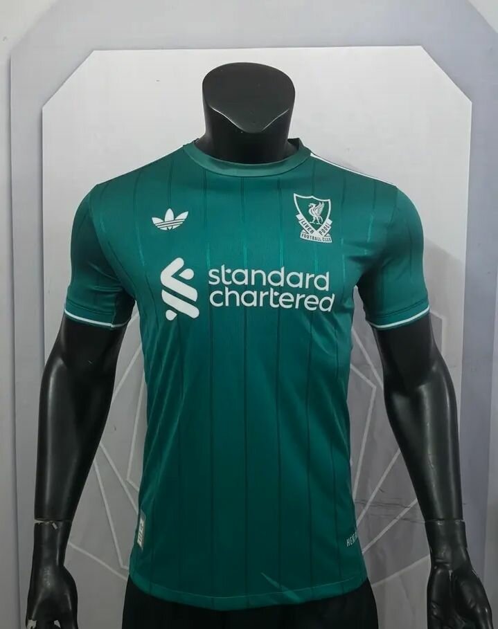 Maillots de football LFC