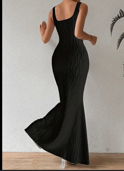 Robe Longue Élégante Noire