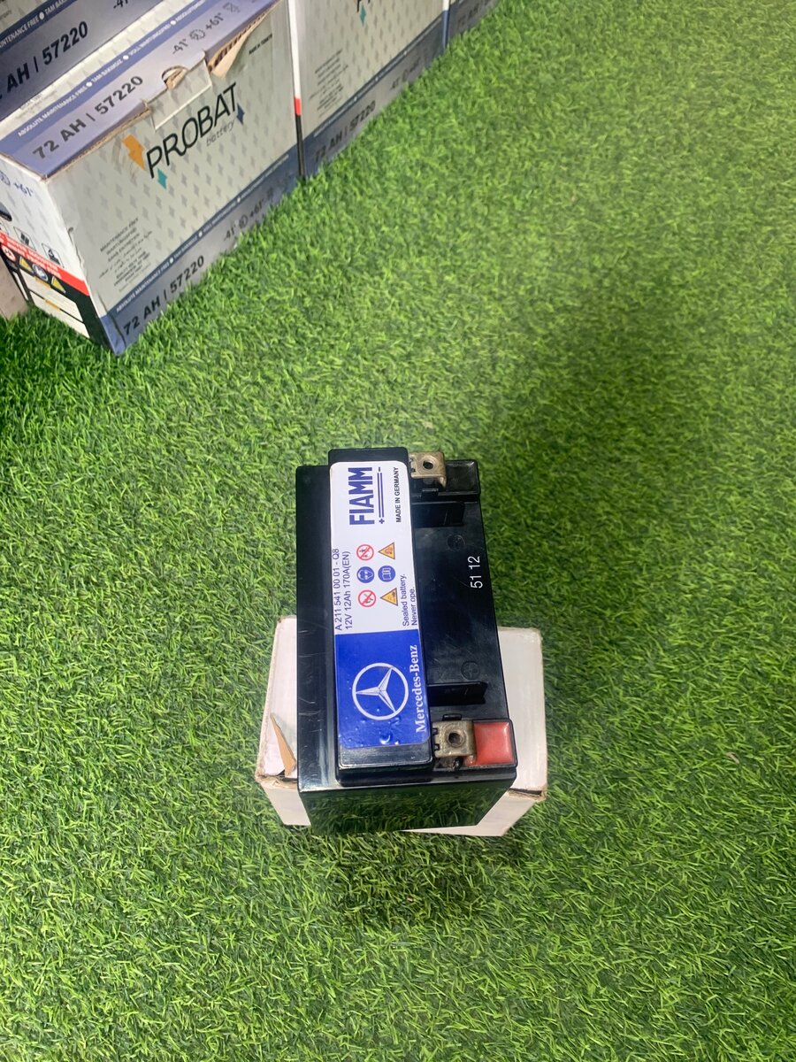 Mercedes Benz Auxiliary Battery