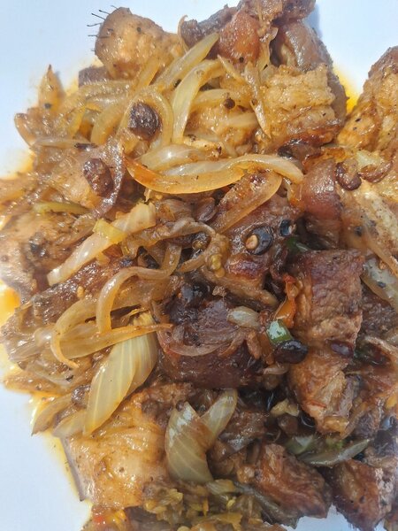 Porc Sauté aux Épices soumara