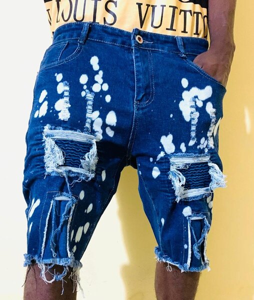 Short jeans