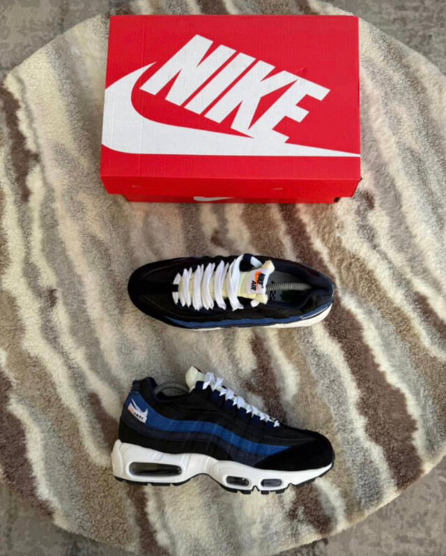 Nike Air Max 95 Sneakers