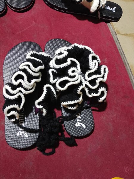 Sandales tressées en crochet