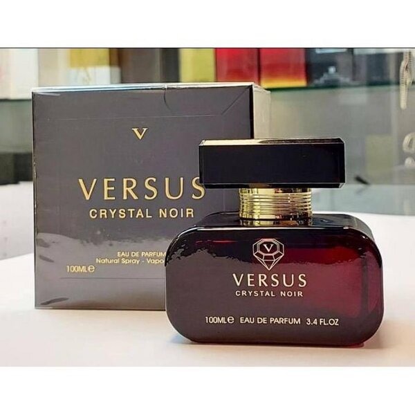 VERSUS CRYTAL NOIR