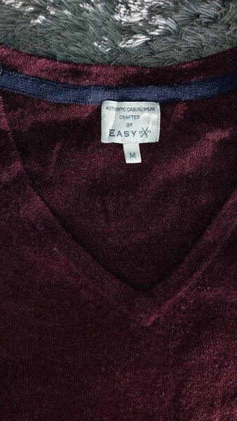 Maroon casual/smart sweater